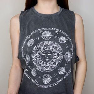 Brandy Melville Sun Graphic Cropped Top